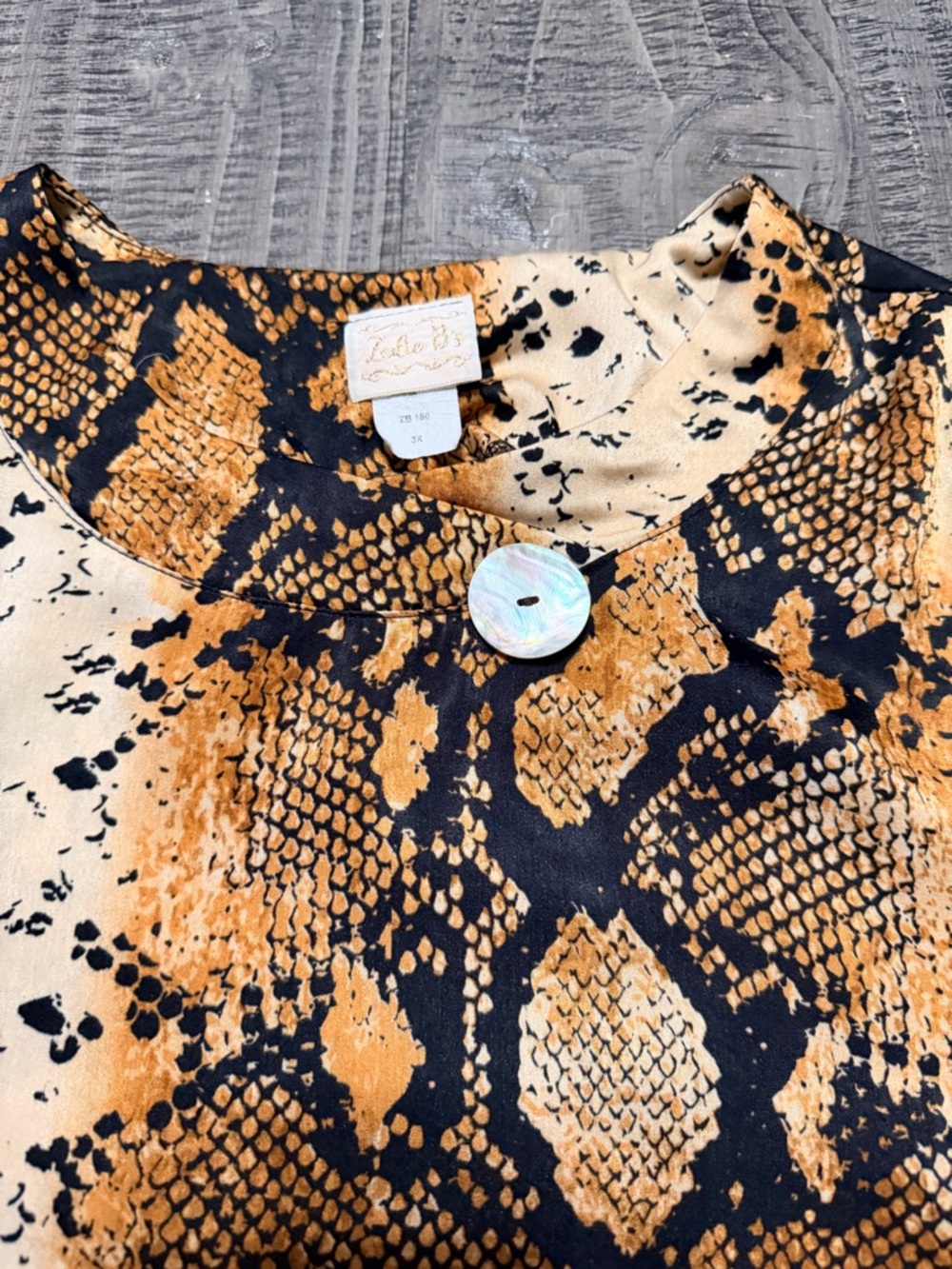Snake Print Tunic Top in Black and Tan - Picture 4 of 9